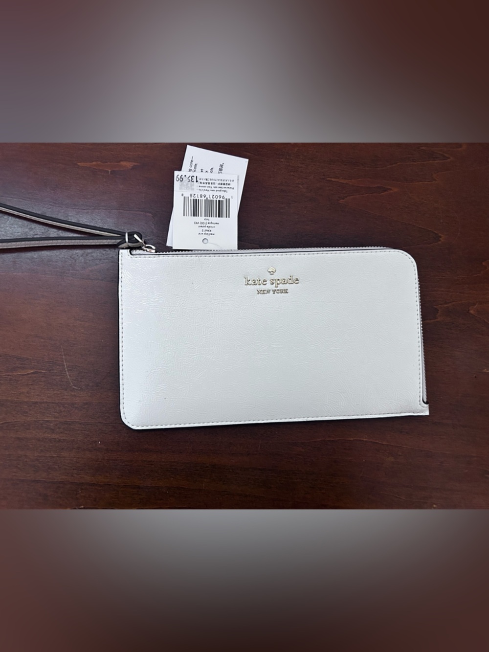 Kate Spade crinkle patent meringue Lucy medium L zip wristlet NWT